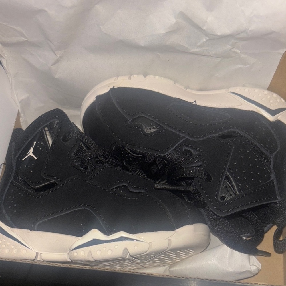 Jordan Kids Black Sneakers